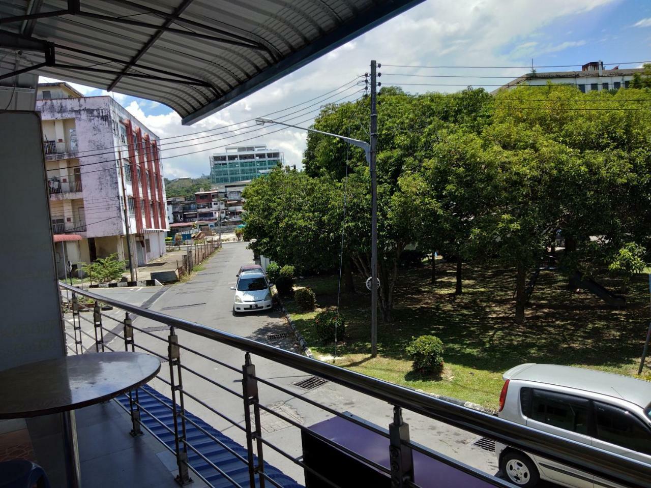 Jj Home2Stay Miri Exteriér fotografie